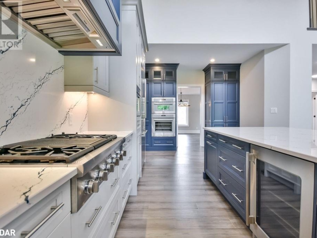 4 CLYDESDALE Court, 