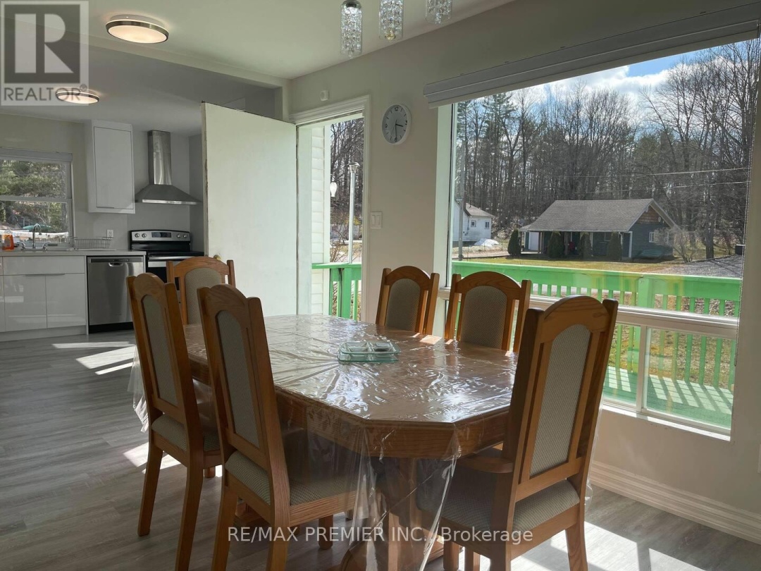 100 Readman Street, Lake Muskoka