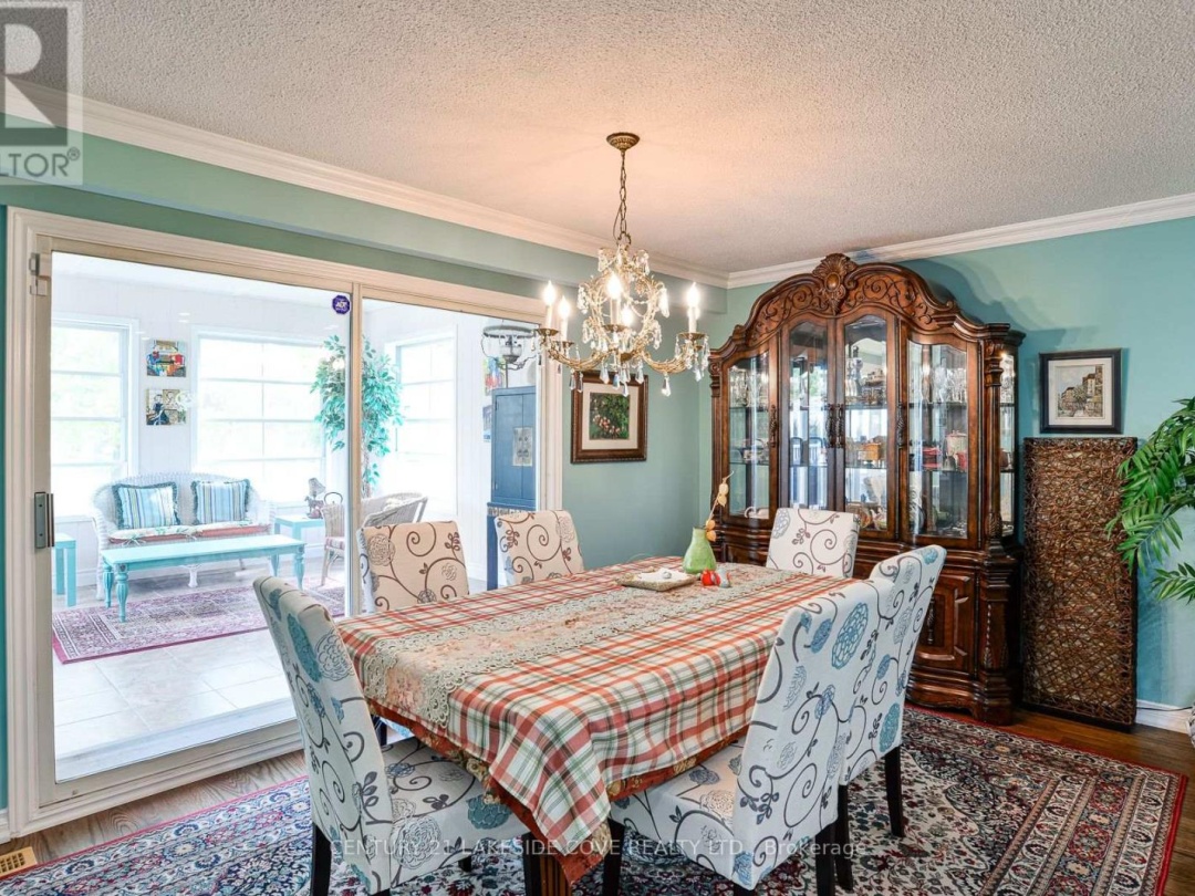 9 Pinetree Court, Lake Simcoe