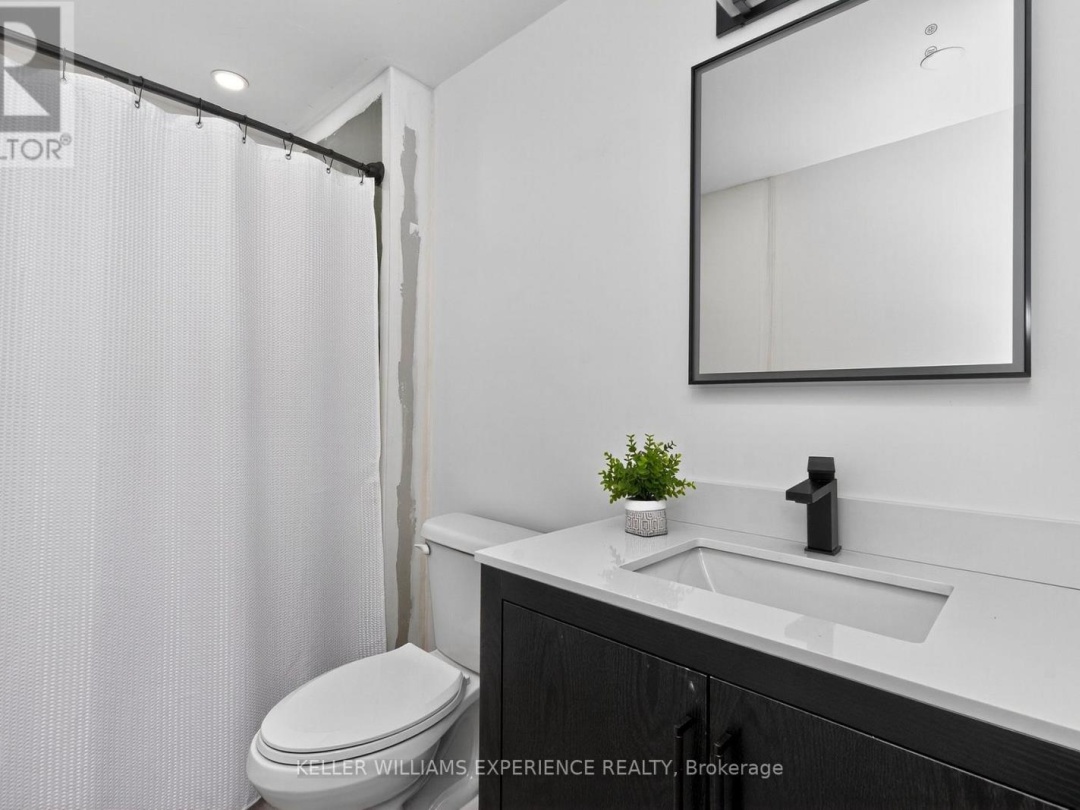 8 THATCHER PLACE, 