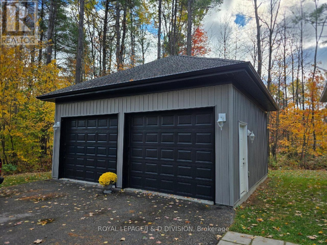 2925 PINECONE TRAIL, 