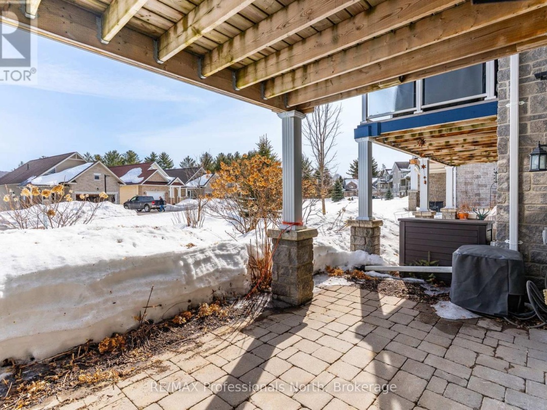 13 68 Webb Circle, Kashagawigamog Lake
