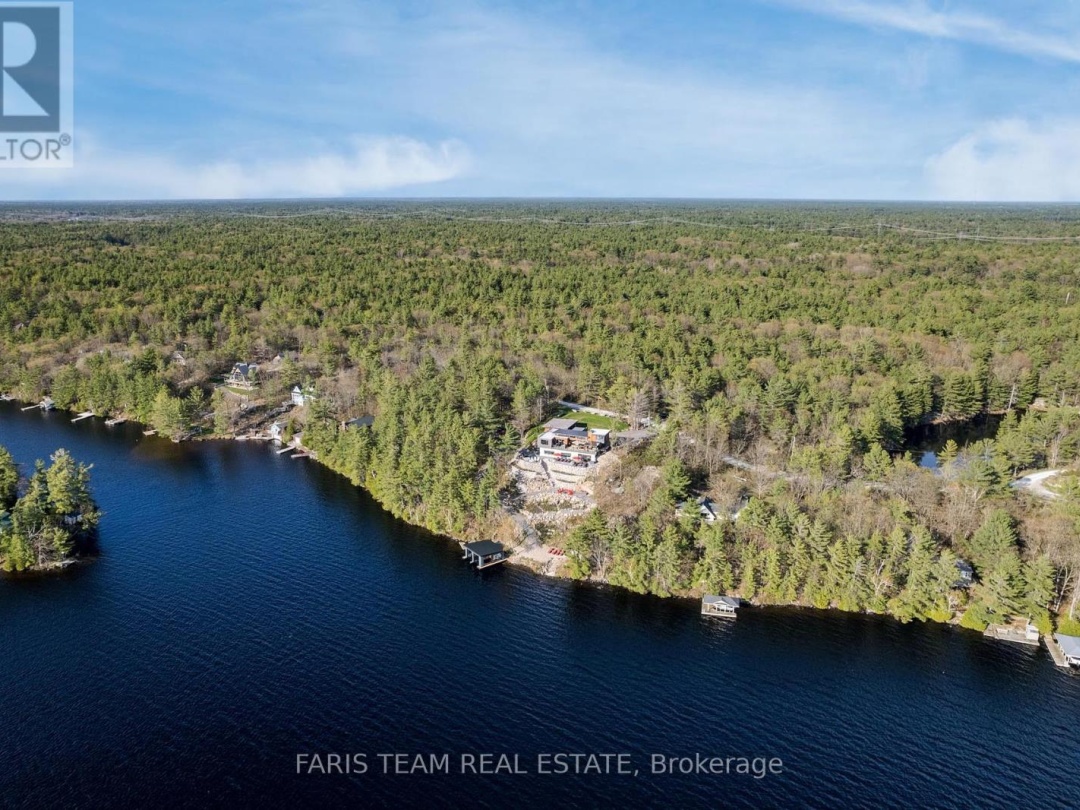 3886 East Shore Road, Gloucester Pool