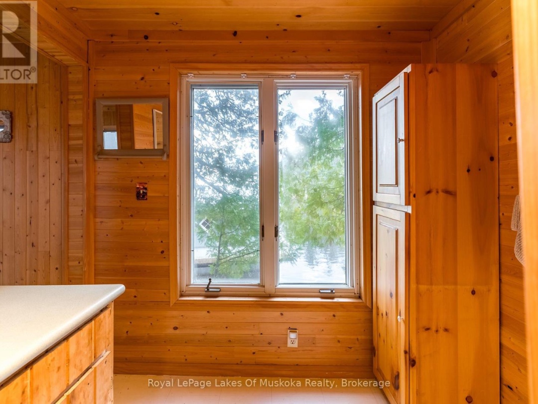 928 Jones Lane, Fairy Lake