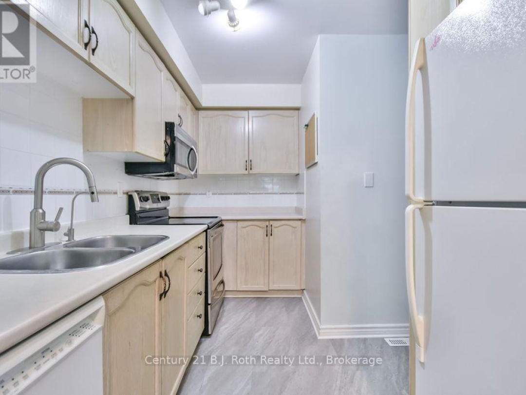 9 492 Laclie Street, Orillia