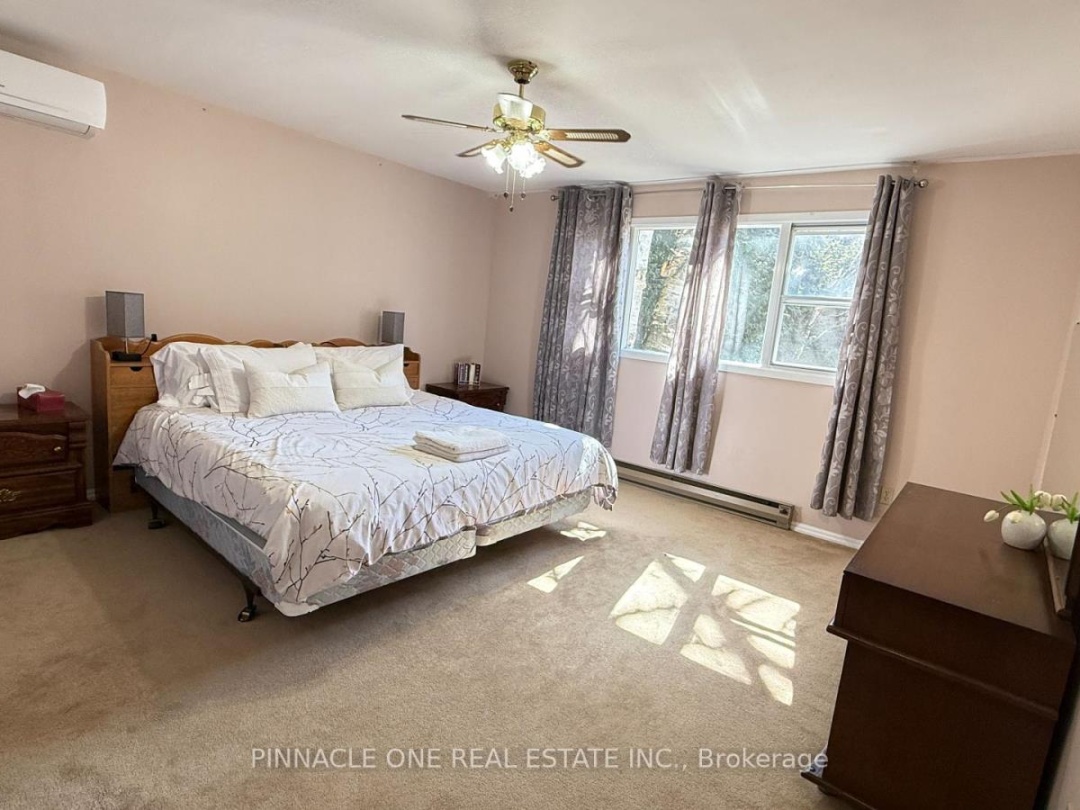 159 MCGUIRE BEACH ROAD, Canal Lake