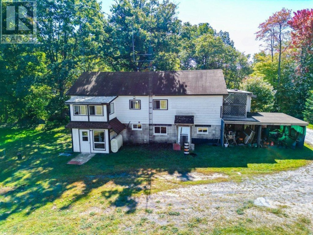18 HORSESHOE LAKE ROAD, 