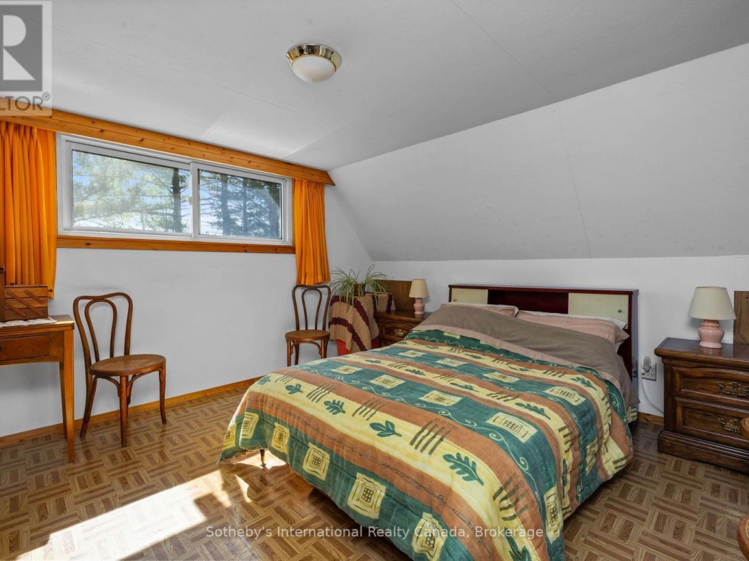 14 Burnegie Lane, Otter Lake