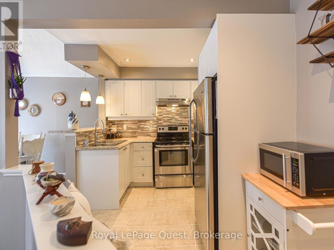 19 12 Lankin Boulevard, Orillia