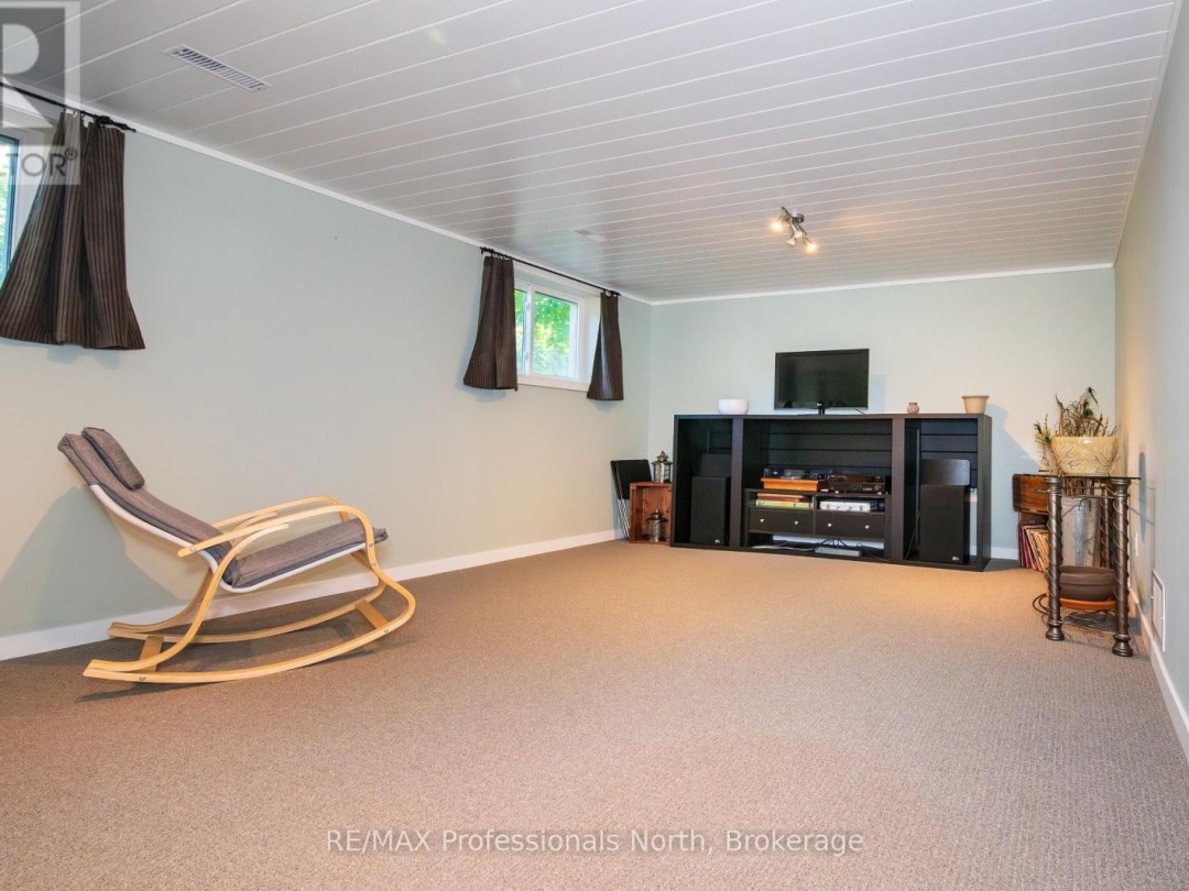 14 SHAW CRESCENT, 