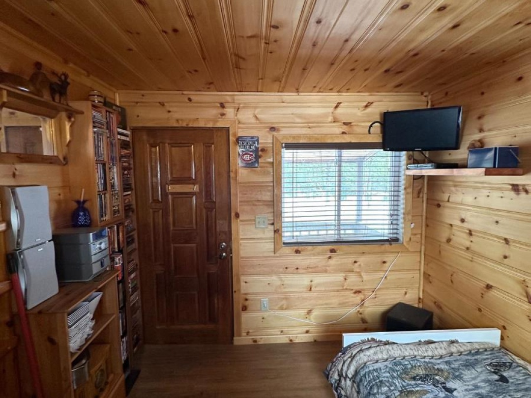 428 Kennedy Drive, Little Bald Lake