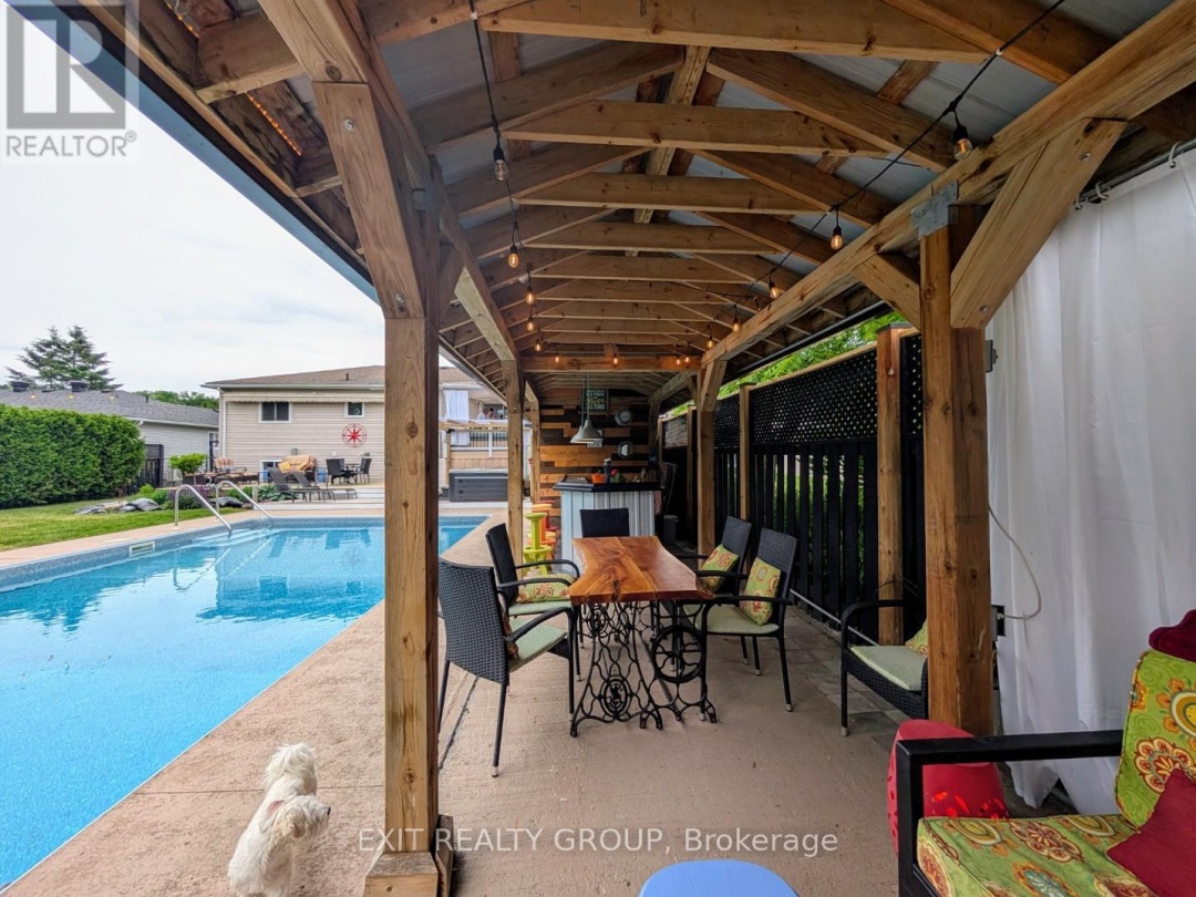 76 JOHN DILLINGNO STREET, 
