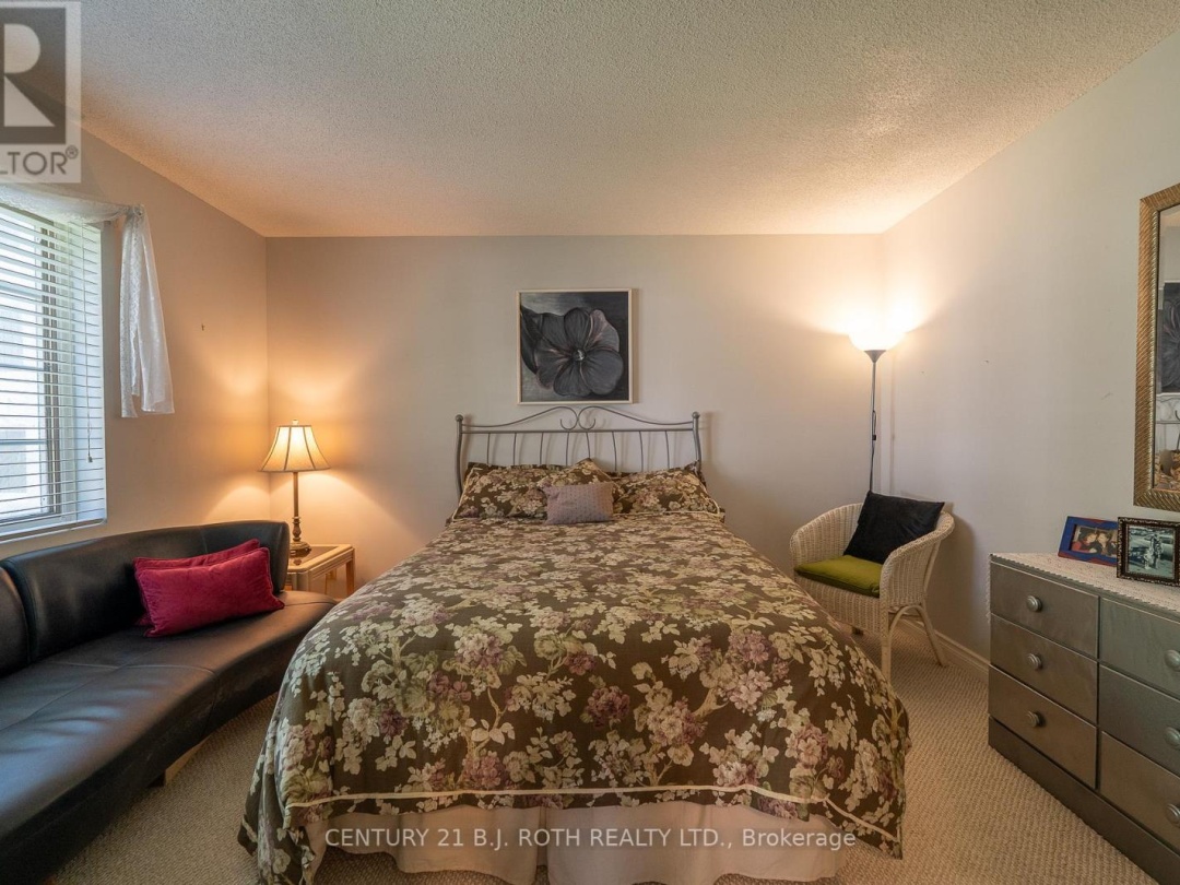 16 - 60 LAGUNA PARKWAY, 