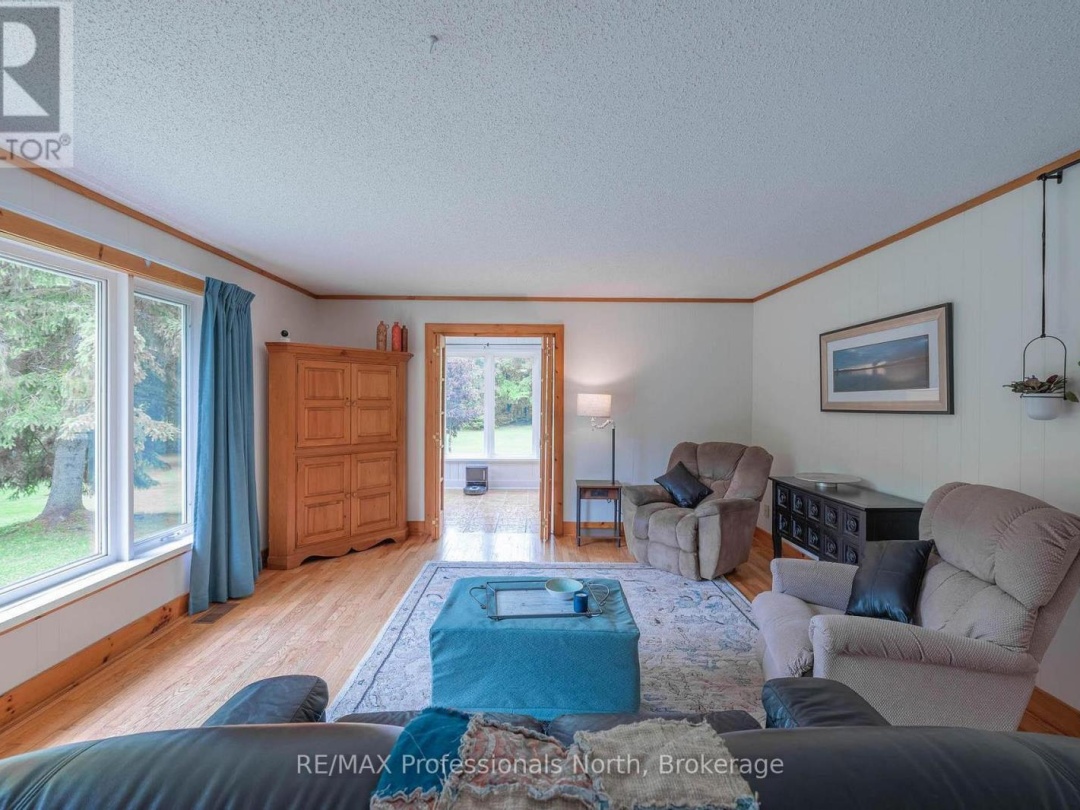 1006 TENNYSON ROAD, 