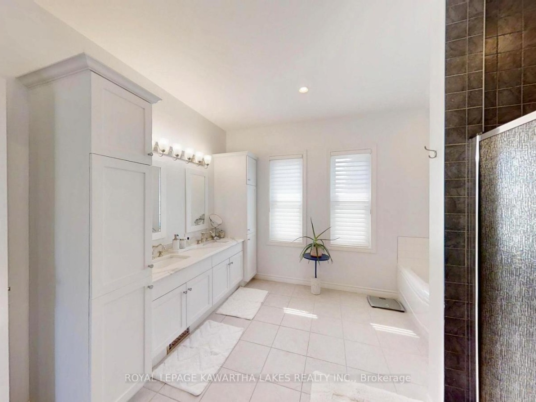 427 LINDEN VALLEY ROAD, 