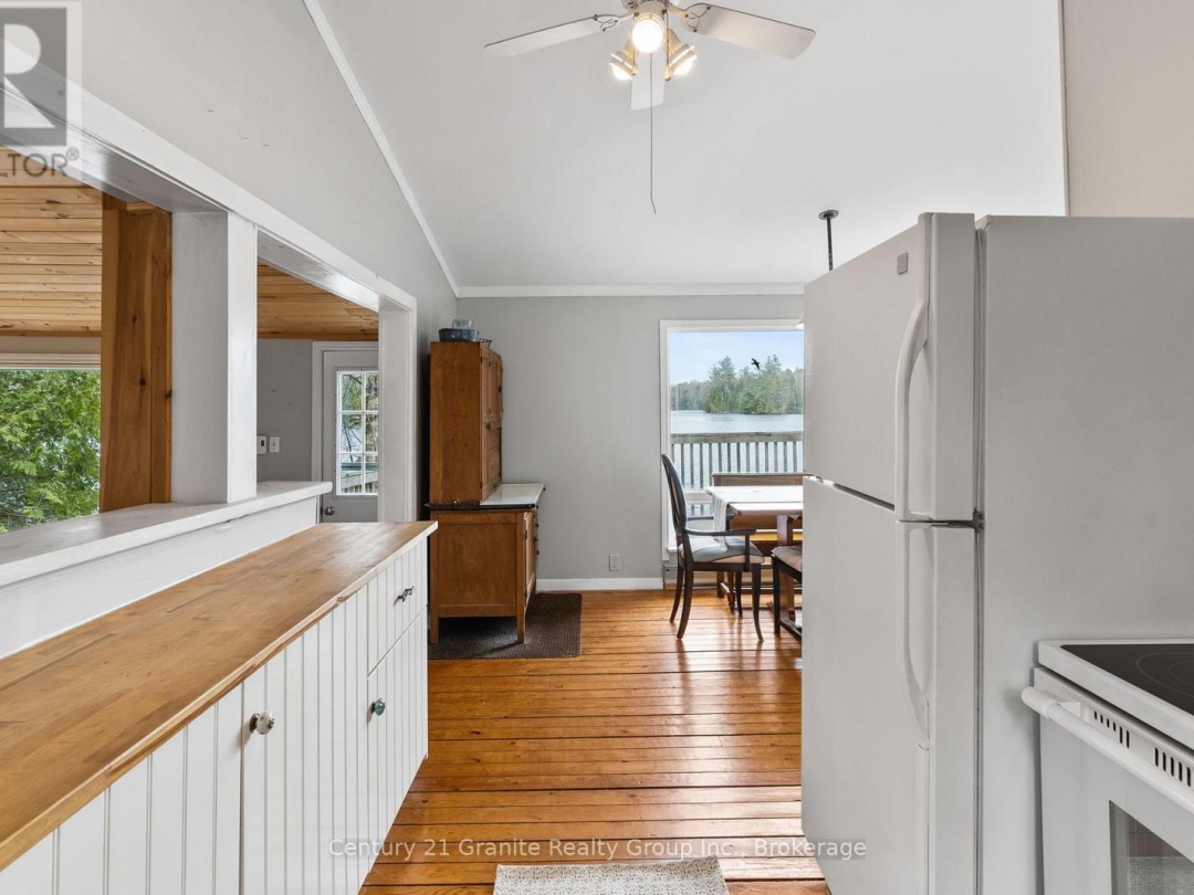 1027 Heney Trail, Big Hawk Lake