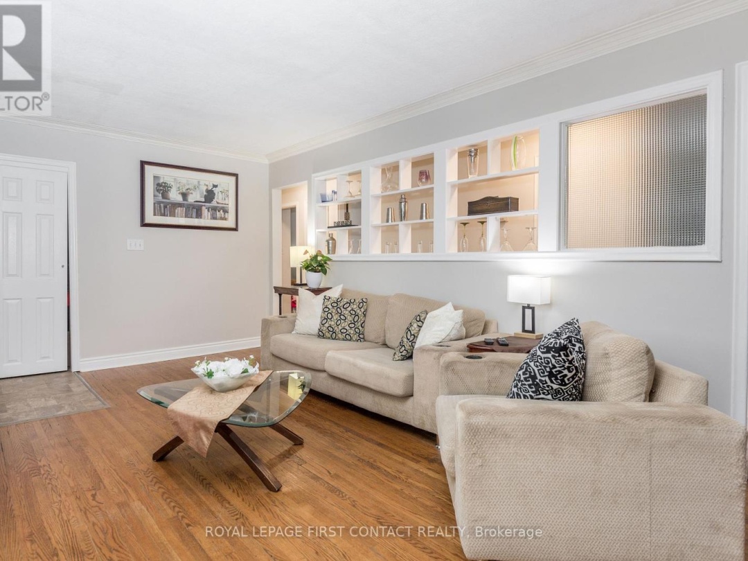 48 BRANT STREET W, Orillia