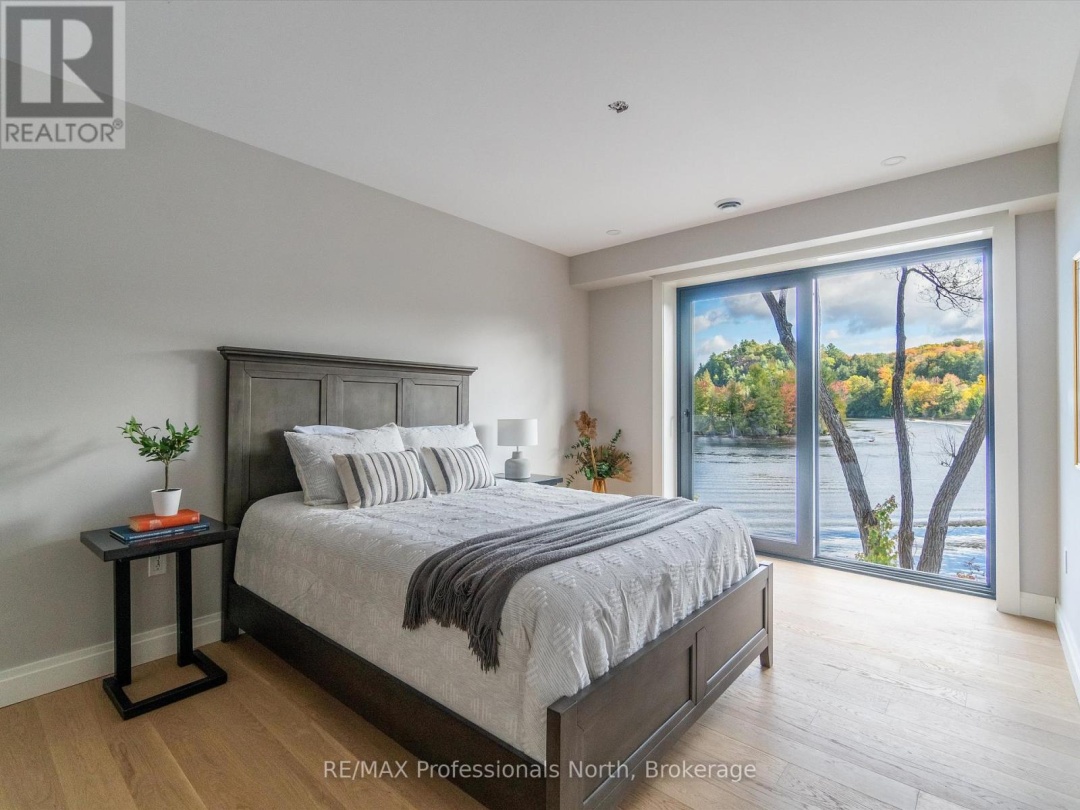 103 32 Brunel Road, Lake Muskoka