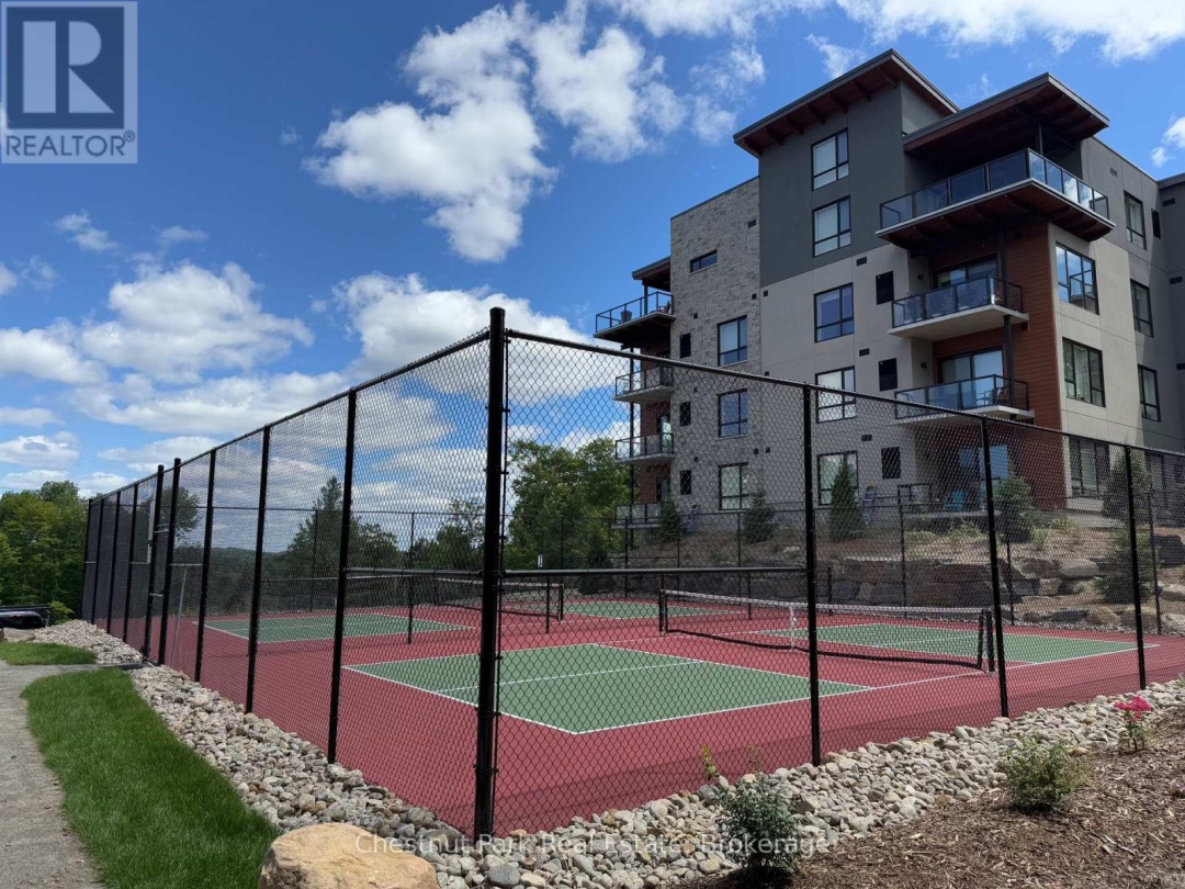 404 - 18 CAMPUS TRAIL, 