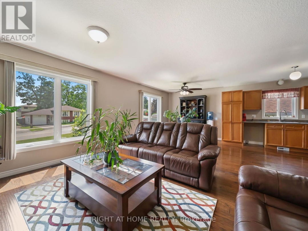 401 GRENVILLE AVENUE, 