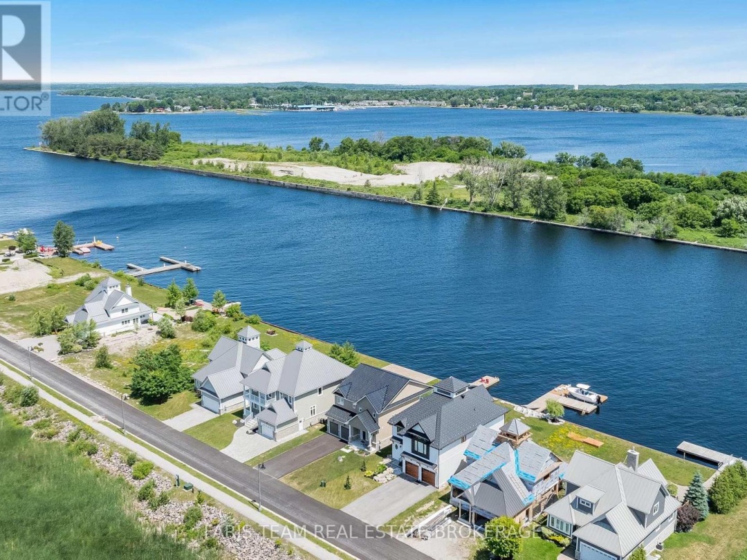 7 DOCK LANE, 