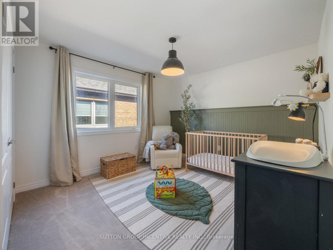 3007 Annalysse Drive, Orillia