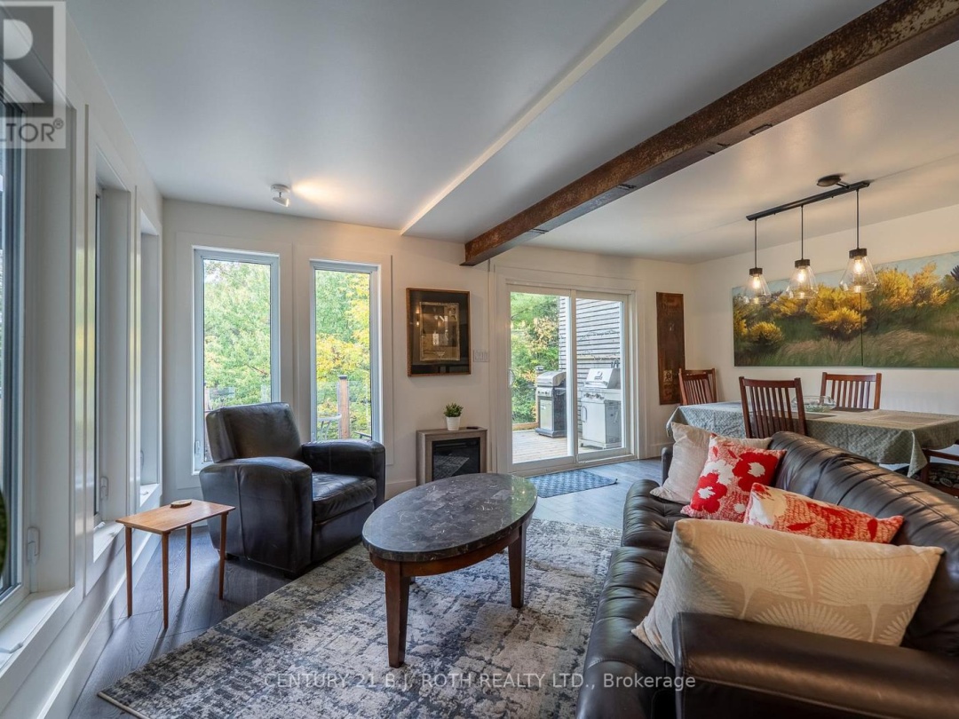 8101 KINGS RIVER ROAD, 