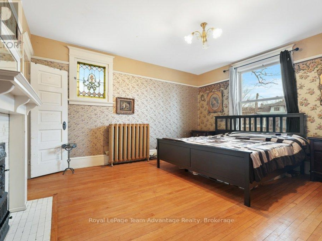 20 Belvedere Avenue, Parry Sound