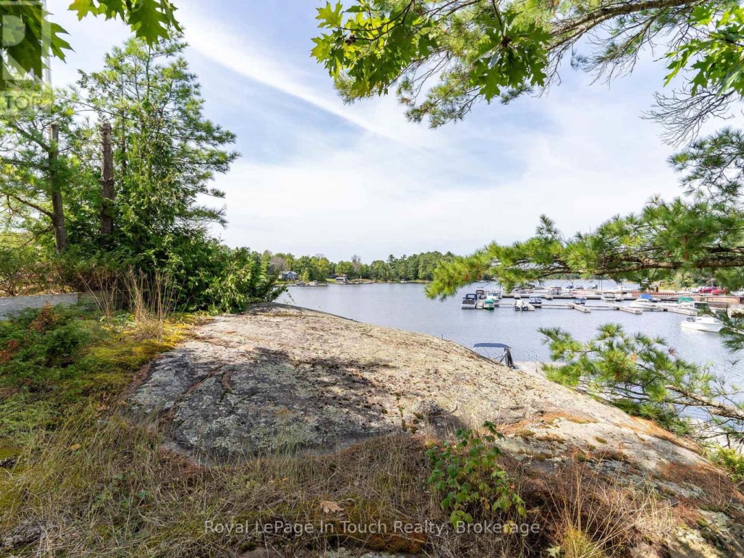 2 Island 860, Georgian Bay