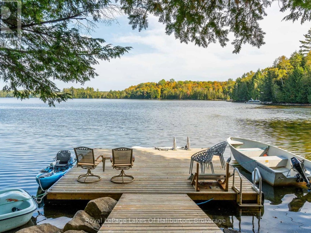 48 RUSSELL DRIVE, White Lake