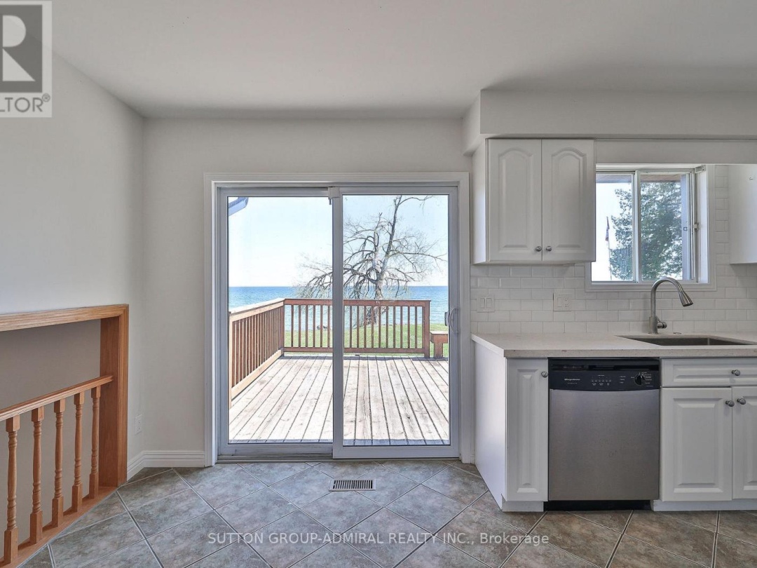 182 Bayshore Drive, Barnstable Bay