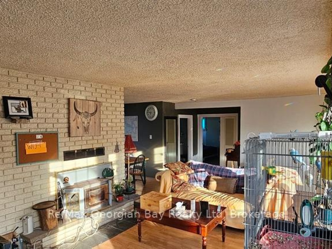 295 Duck Bay Road, Tay