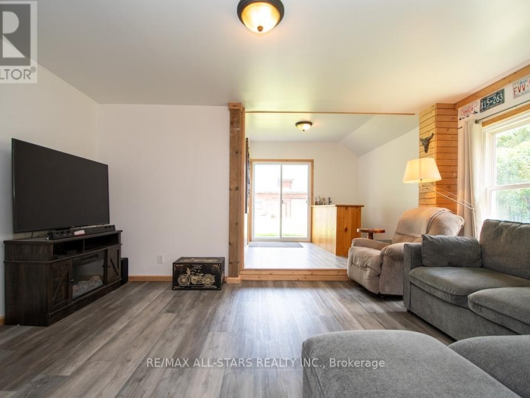 132 KING STREET, 
