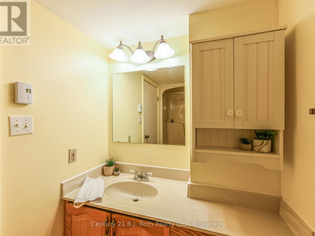 104 - 95 MATCHEDASH STREET N, 