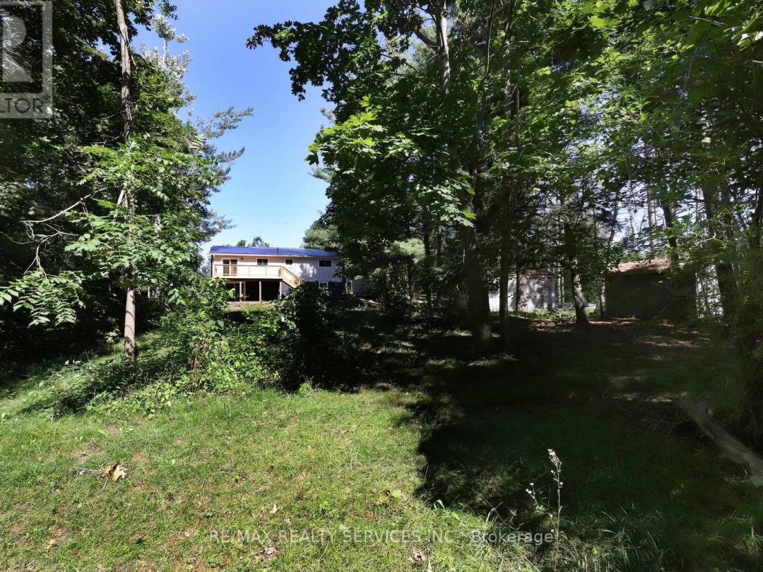8570 HWY 12, 