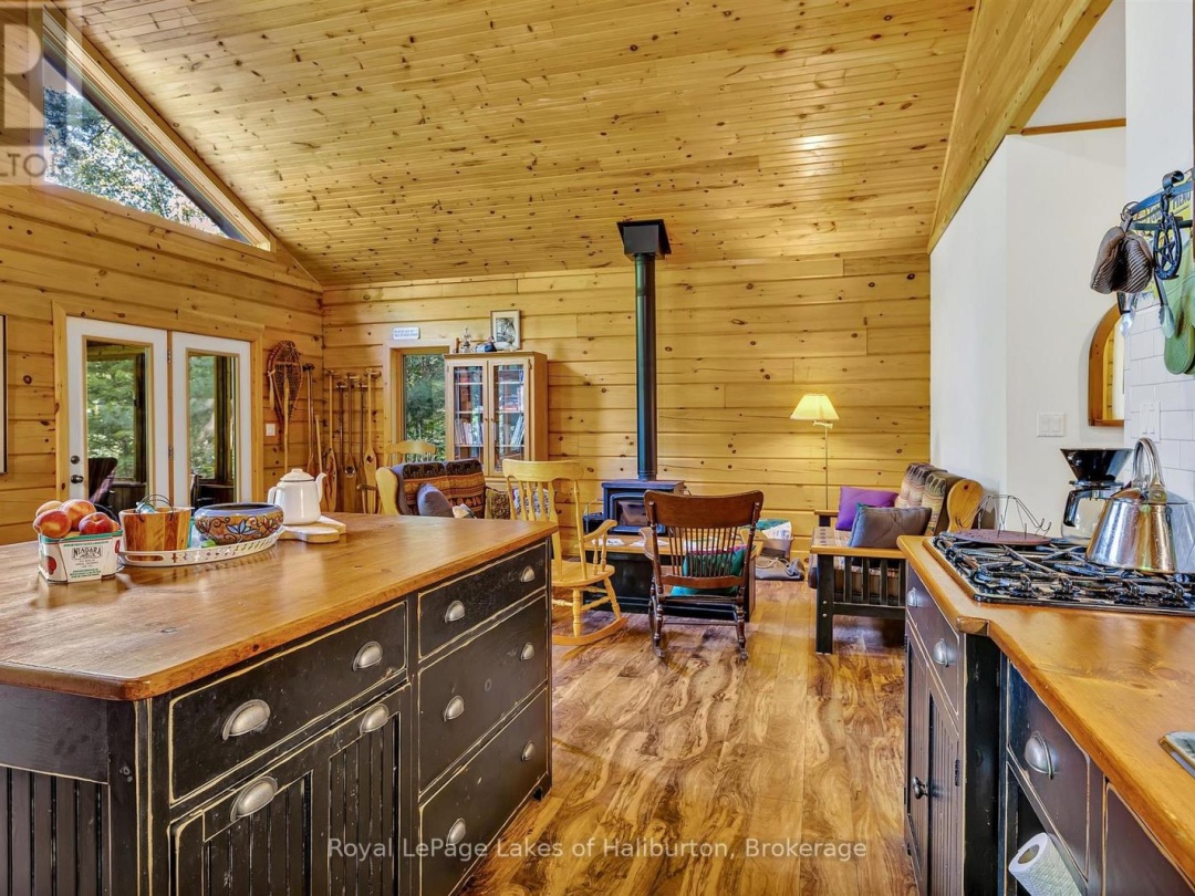 1880 Boldts Lane, Irondale Lake