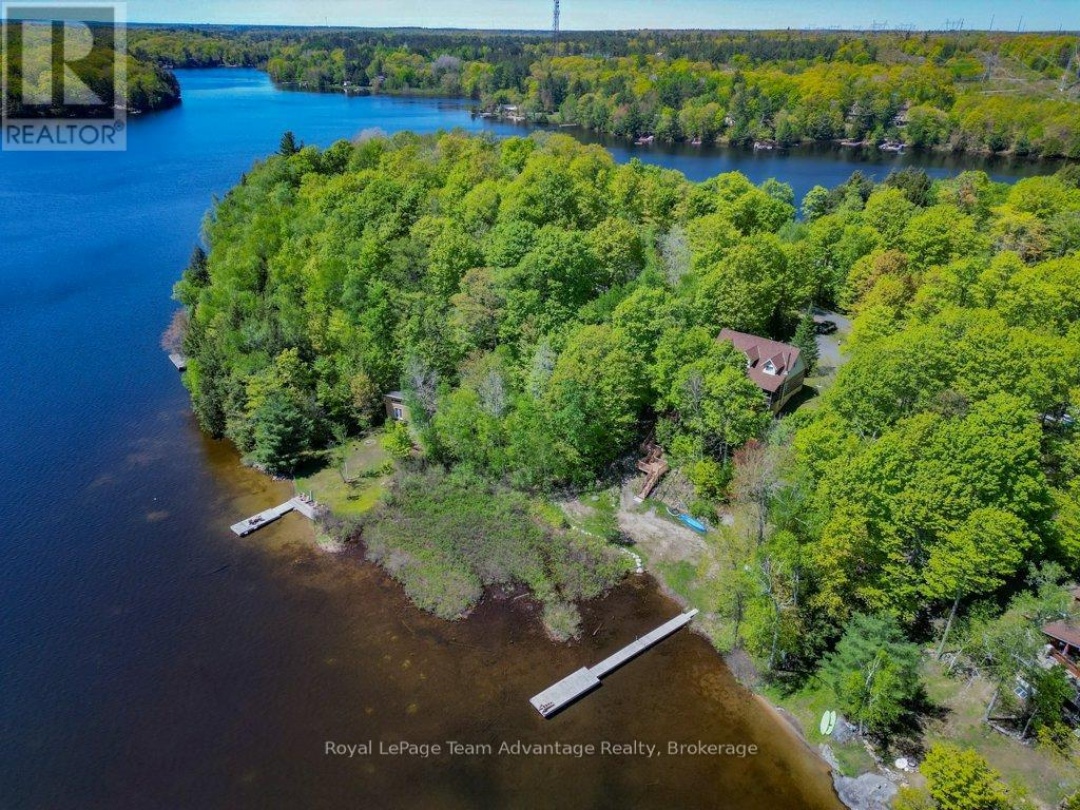 52 LITTLE OTTER LANE, Otter Lake