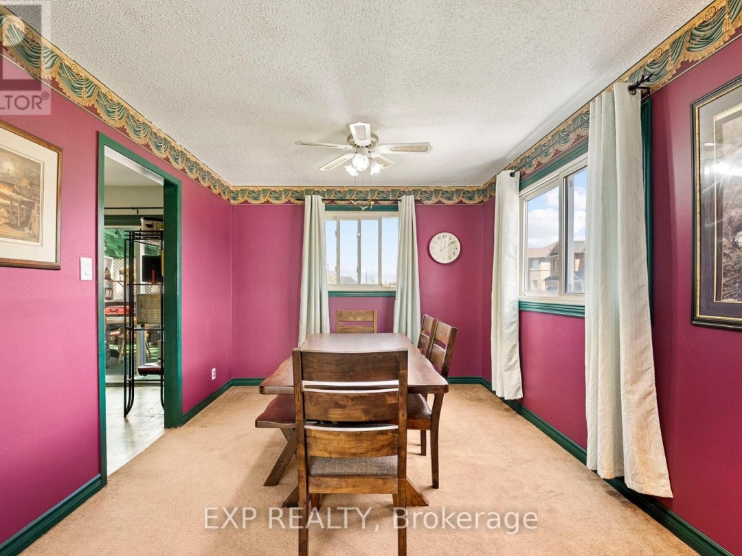 354 LAKELAND CRESCENT, 