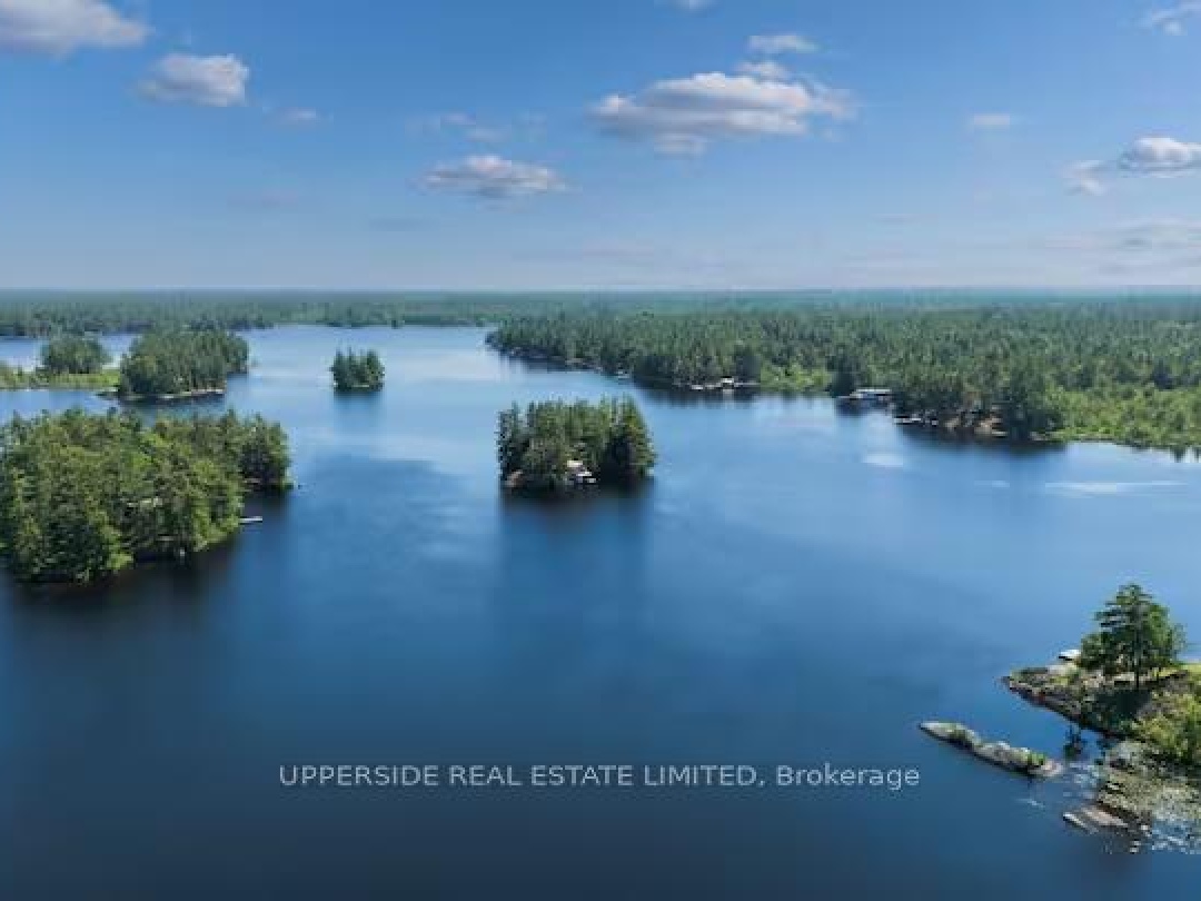 1040 OAK ROAD, Kahshe Lake