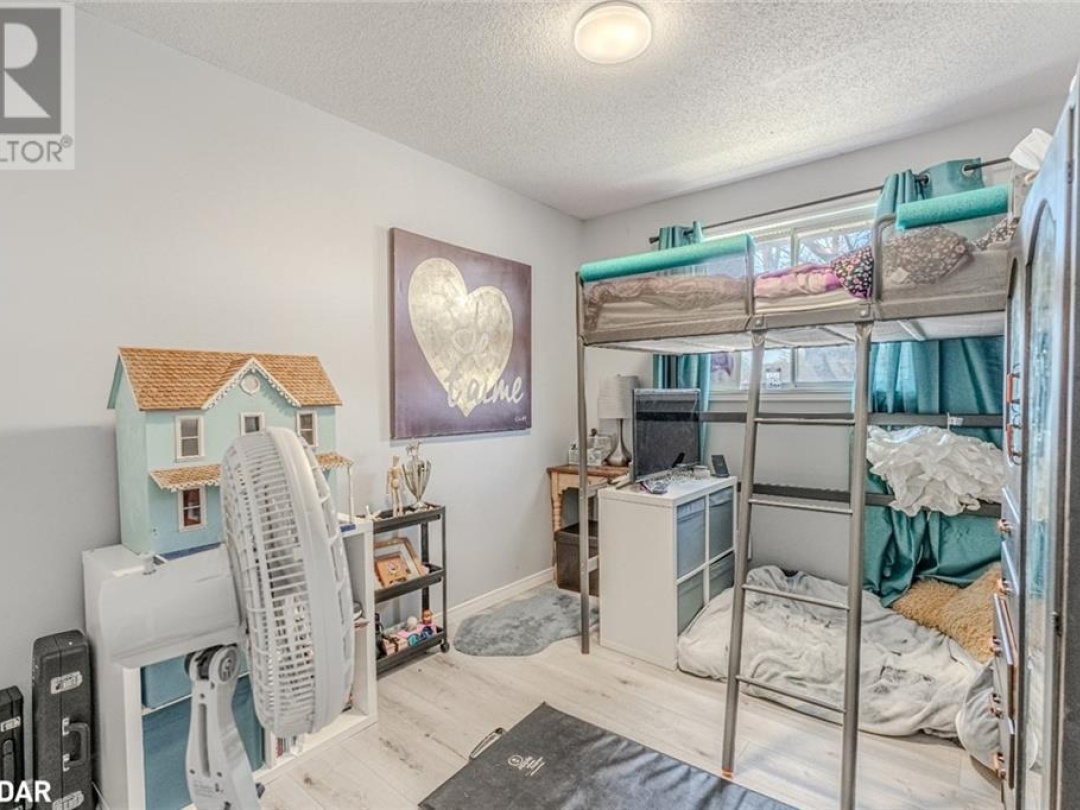 19 Korlea Crescent, Orillia