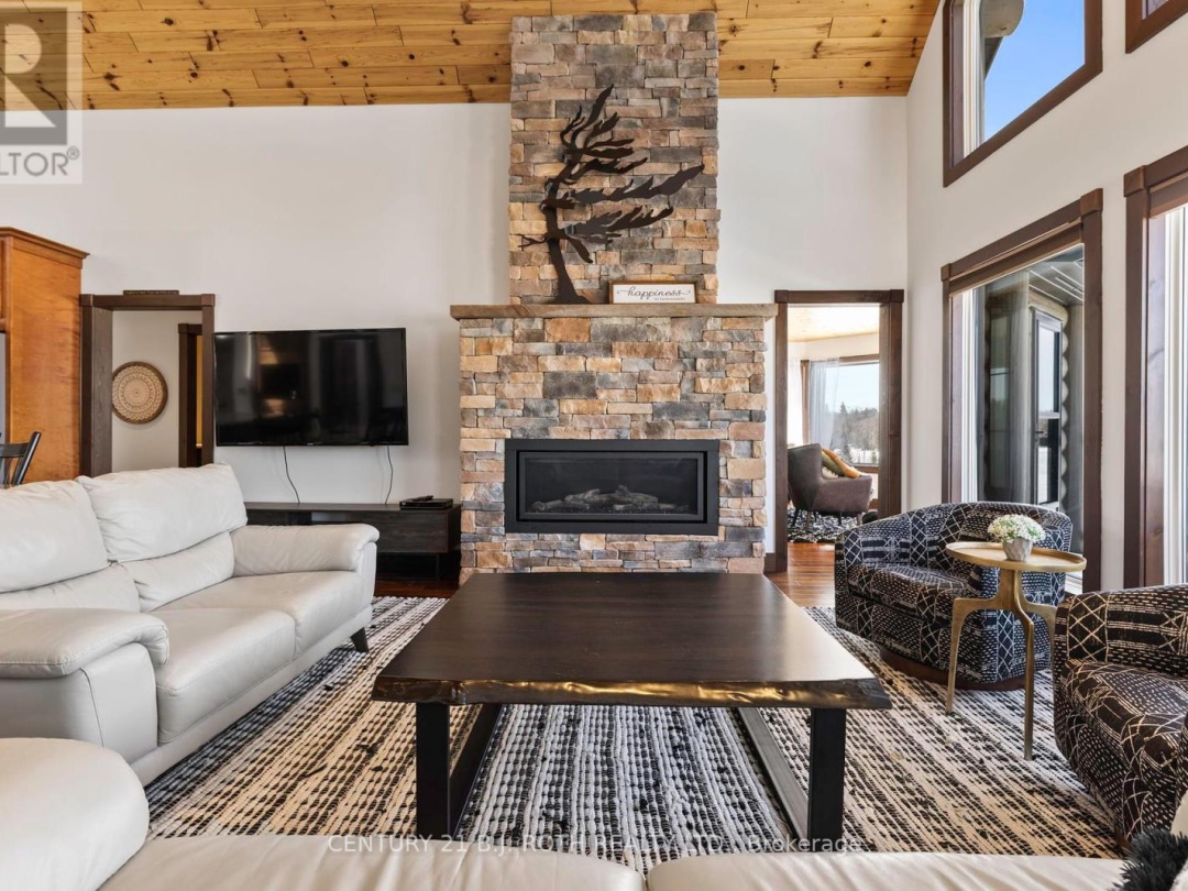64 Mccords Road, Manitouwabing Lake