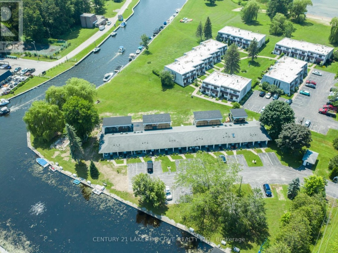 Unit 2 3 Paradise Boulevard, Lake Simcoe