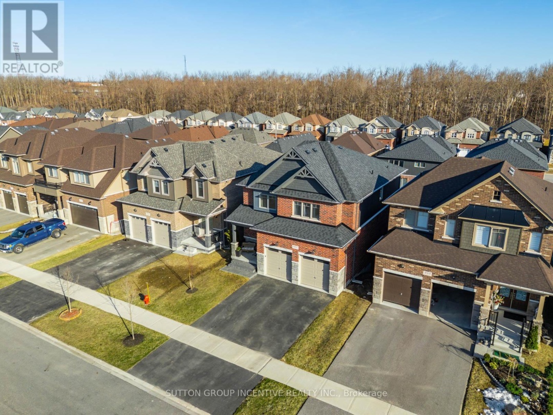 3007 Annalysse Drive, Orillia