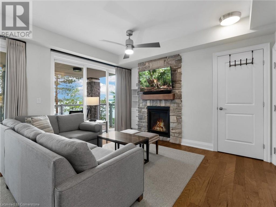 1869 MUSKOKA 118 Road W Unit# BTW-101, 