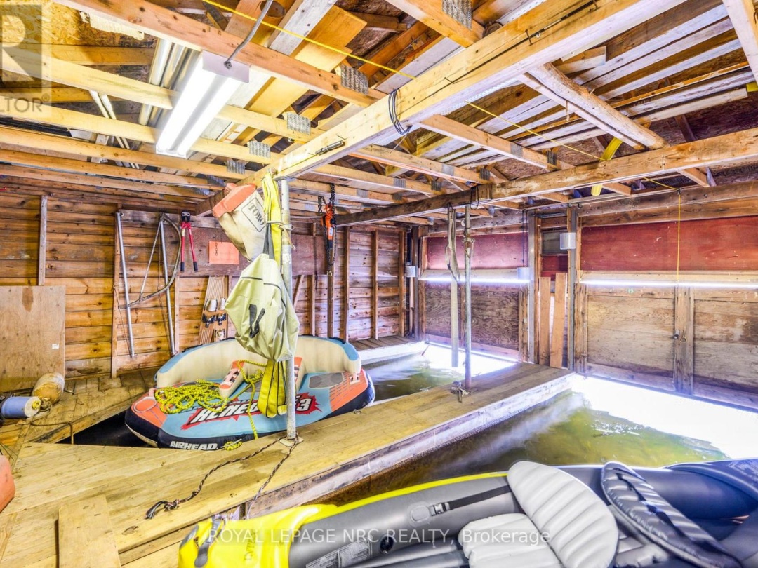 53 Duncombe Drive, Balsam Lake