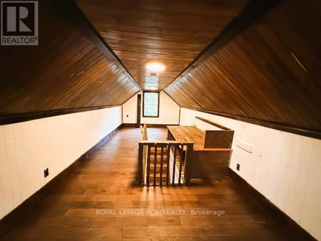 89 TOWN LINE ROAD W, 