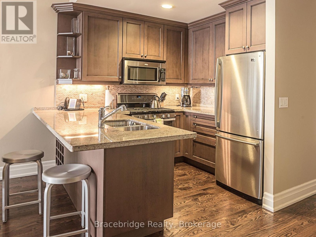 B201-B2 - 1869 MUSKOKA RD 118 W, 