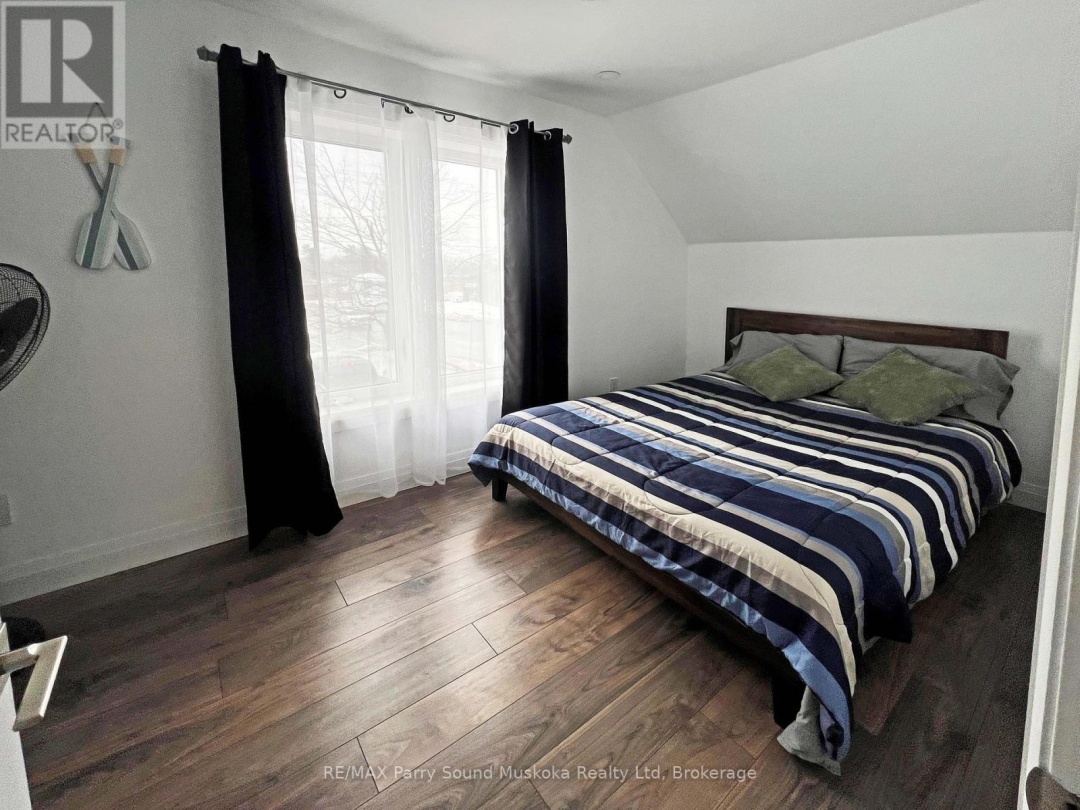 77 Church Street, Parry Sound