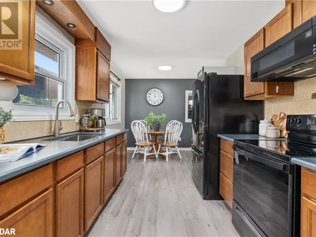 9881 12 Highway, Warminster