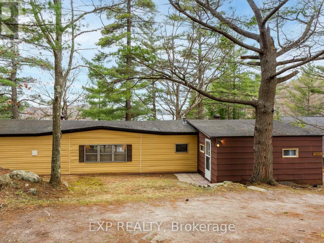 5B SOUTHWELL DRIVE, Horseshoe Lake